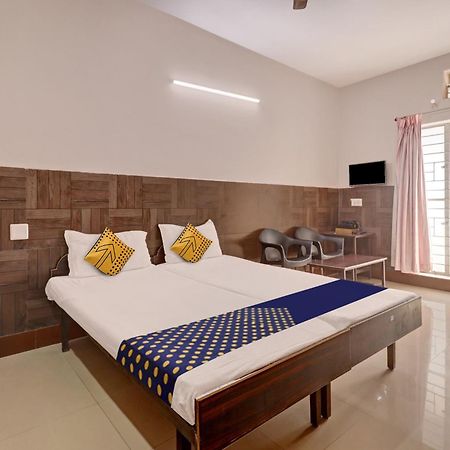 Spot On Ganga Yatri Nivas Hotel Gundlupet Ngoại thất bức ảnh