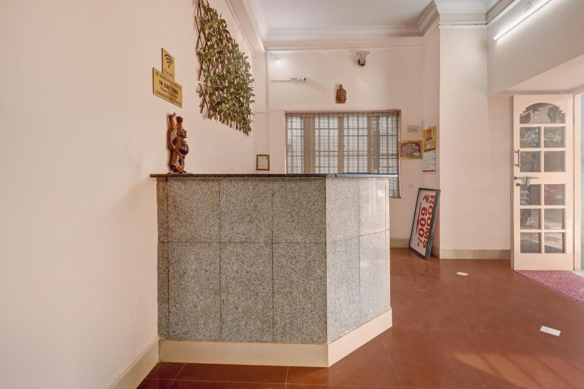 Spot On Ganga Yatri Nivas Hotel Gundlupet Ngoại thất bức ảnh