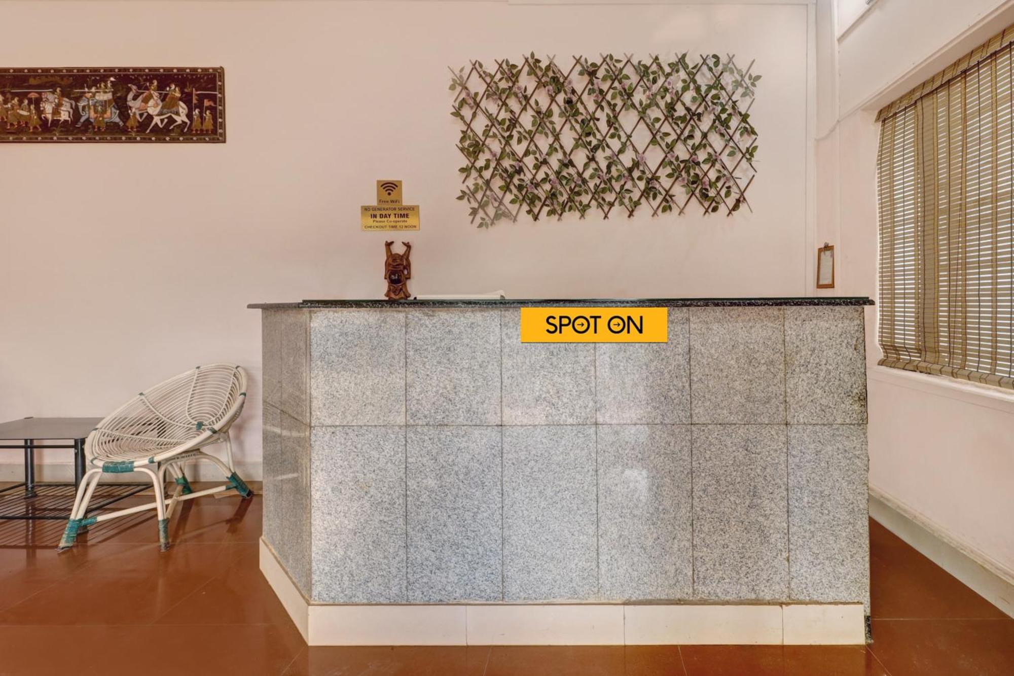 Spot On Ganga Yatri Nivas Hotel Gundlupet Ngoại thất bức ảnh